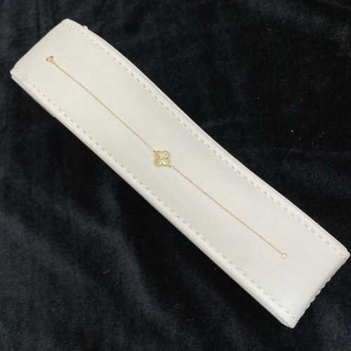 إسوارة ذهب عيار 18 الوزن 0.78 جرام