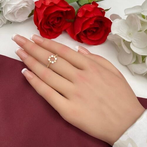 خاتم ذهب عيار 18 الوزن 1.06 جرام