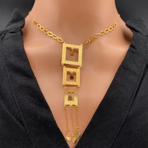 عقد ذهب عيار 21 الوزن 21 الوزن 3.06 جرام