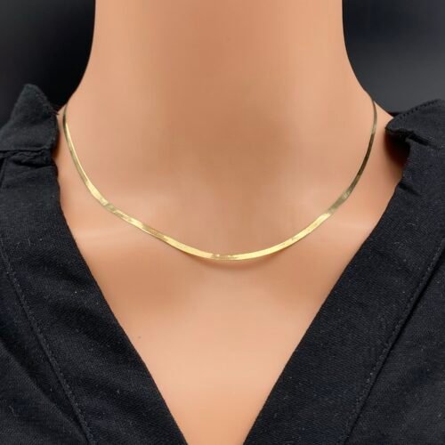 عقد ذهب عيار 18 الوزن 2.8 جرام