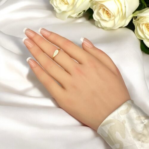 خاتم ذهب عيار 18 الوزن 0.9 جرام