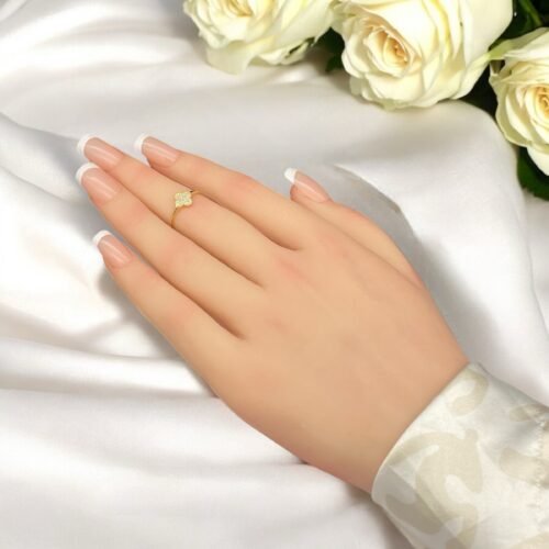 خاتم ذهب عيار 18 الوزن 0.87 جرام