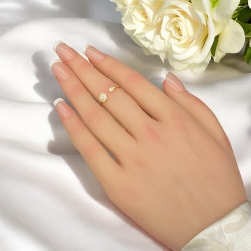 خاتم ذهب عيار 18 الوزن 0.86 جرام