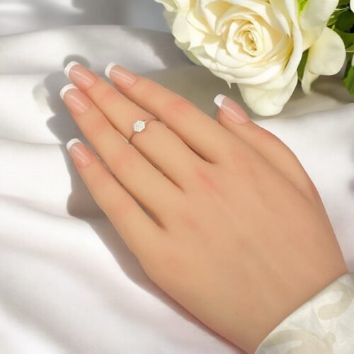 خاتم ذهب عيار 18 الوزن 0.73 جرام