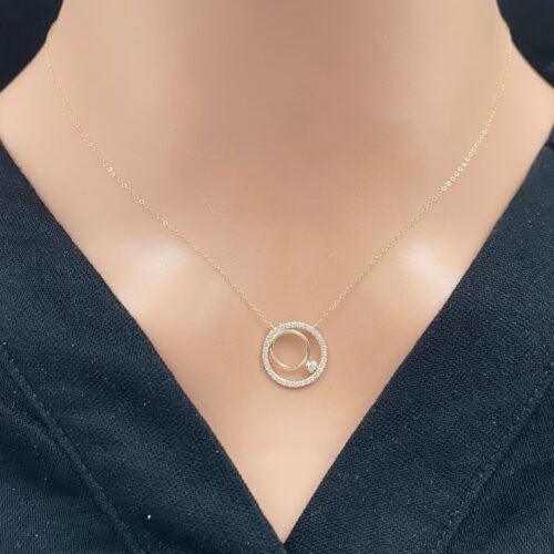 عقد ذهب عيار 18 الوزن 0.64 جرام