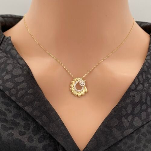 عقد ذهب عيار 18 الوزن 2.20 جرام