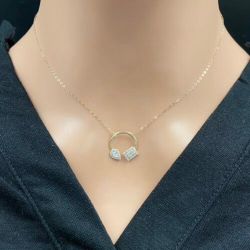 عقد ذهب عيار 18 الوزن 0.87 جرام