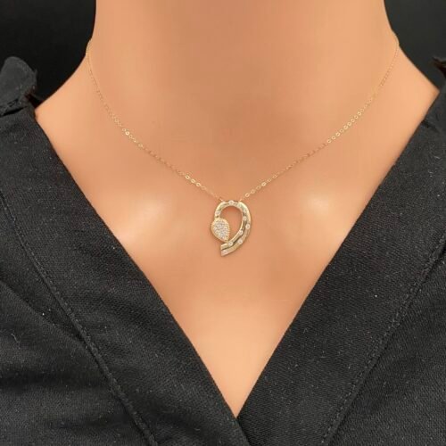 عقد ذهب عيار 18 الوزن 1.10 جرام