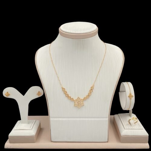 طقم ذهب عيار 21 الوزن 6.15 جرام