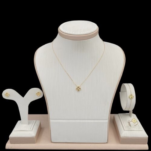 طقم ذهب عيار 18 الوزن 4 جرام