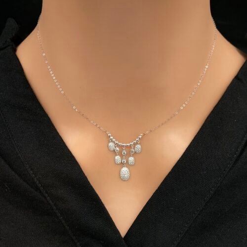 عقد ذهب عيار 18 الوزن 1.41 جرام