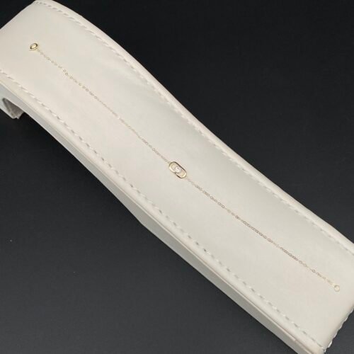 إسوارة ذهب عيار 18 الوزن 0.33 جرام