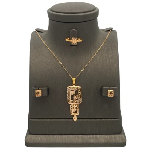 نصف طقم ذهب عيار 21 الوزن 4.26 جرام