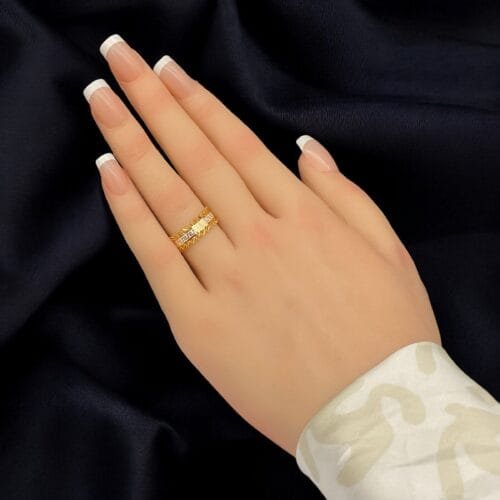 دبلة ذهب عيار 21 الوزن 2.39 جرام