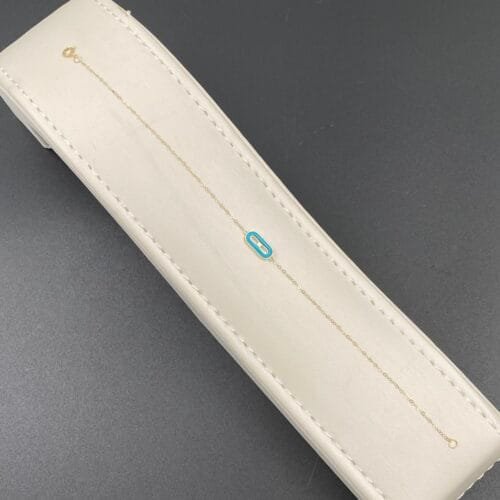 إسوارة ذهب عيار 18 الوزن 0.59 جرام