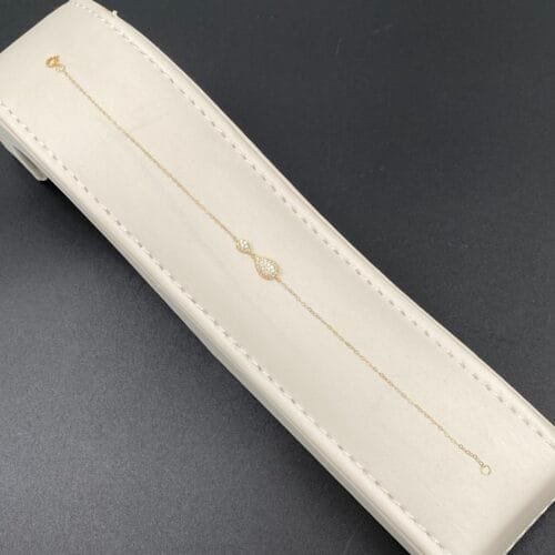 إسوارة ذهب عيار 18 الوزن 0.43 جرام