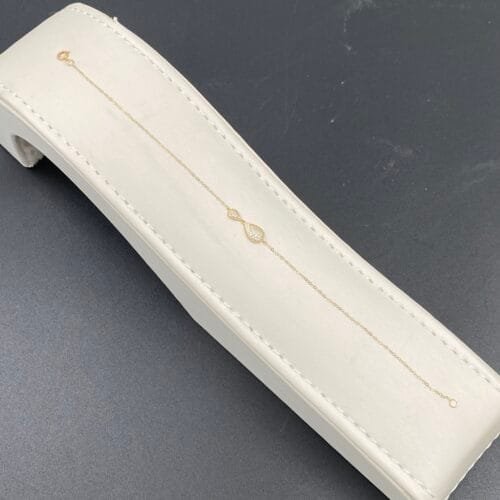 إسوارة ذهب عيار 18 الوزن 0.46 جرام