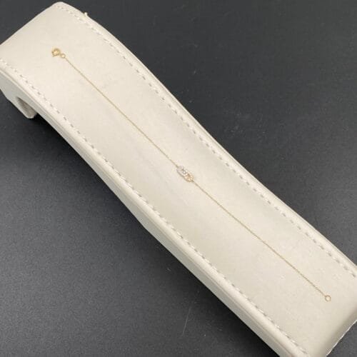 إسوارة ذهب عيار 18 الوزن 0.40 جرام