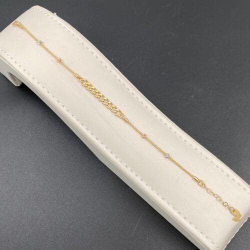 إسوارة ذهب عيار 18 الوزن 3.55 جرام