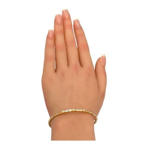 إسوارة ذهب عيار 18 الوزن 6.17 جرام