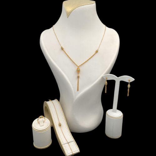 طقم ذهب عيار 21 الوزن 9.85 جرام