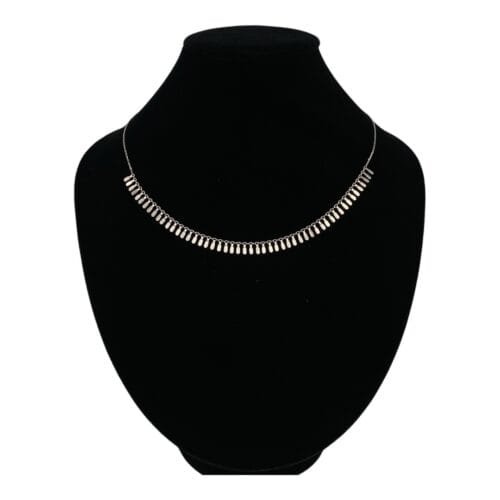 عقد ذهب عيار 18 الوزن 3.07 جرام