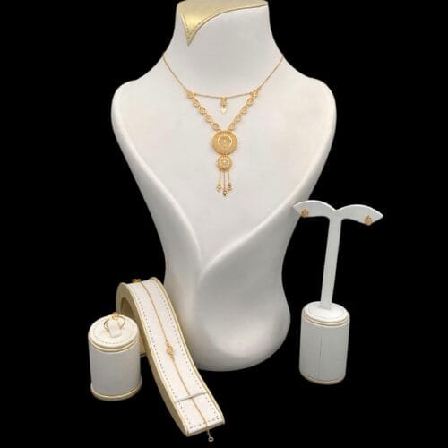 طقم ذهب عيار 21 الوزن 8.68 جرام