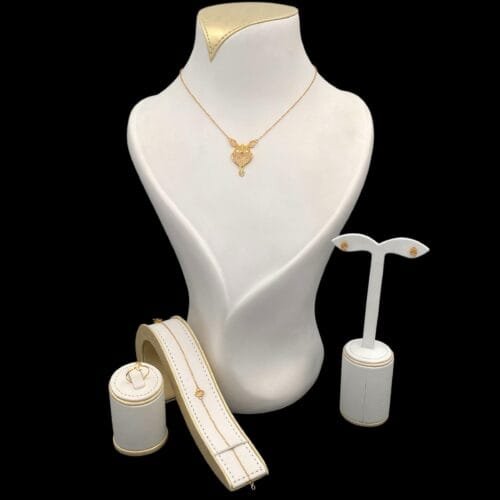 طقم ذهب عيار 21 الوزن 4.92 جرام