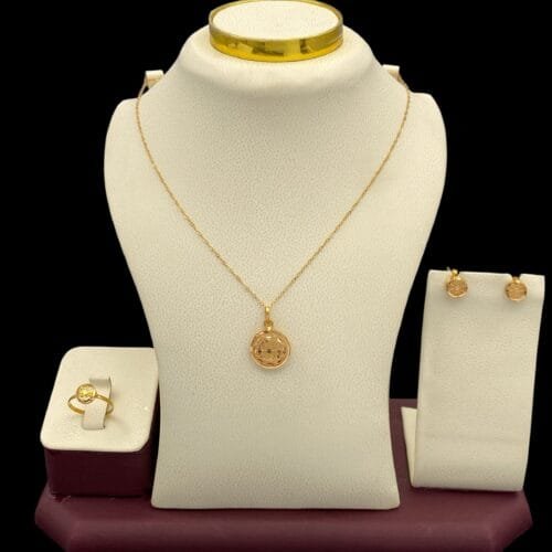 نصف طقم ذهب عيار 21 الوزن 3.44 جرام