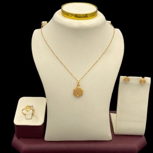 نصف طقم ذهب عيار 21 الوزن 3.02 جرام