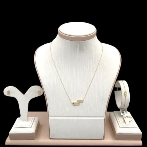 طقم ذهب عيار 18 الوزن 4.74 جرام