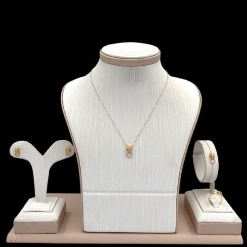 طقم ذهب عيار 18 الوزن 4.75 جرام