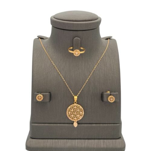 نصف طقم ذهب عيار 21 الوزن 3.60 جرام