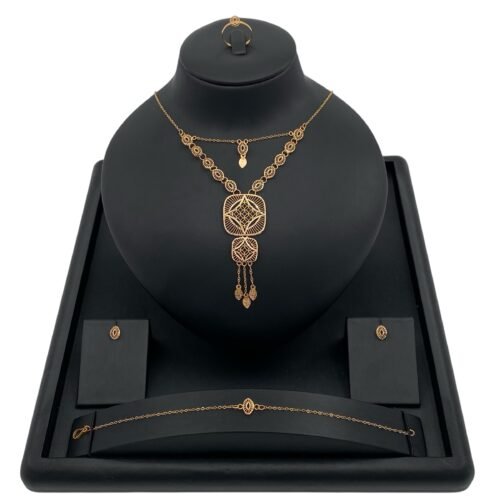 طقم ذهب عيار 21 الوزن 8.63 جرام