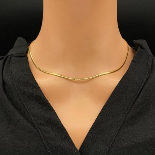 عقد فلات عريض ذهب عيار 18 الوزن 6.25 جرام