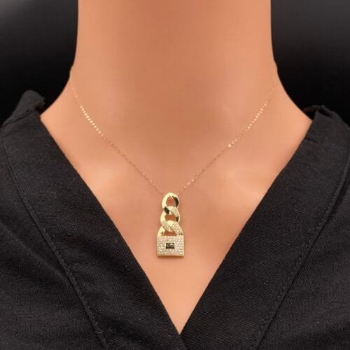 عقد ذهب عيار 18 الوزن 1.48 جرام