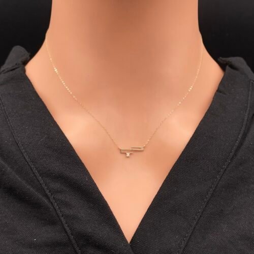 عقد ذهب عيار 18 الوزن 0.49 جرام