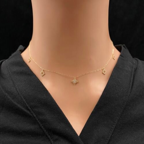 عقد شوكر ذهب عيار 18 الوزن 0.91 جرام