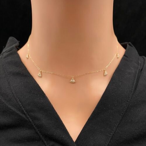 عقد شوكر ذهب عيار 18 الوزن 0.96 جرام