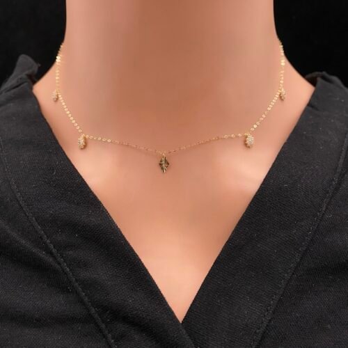 عقد شوكر ذهب عيار 18 الوزن 0.85 جرام