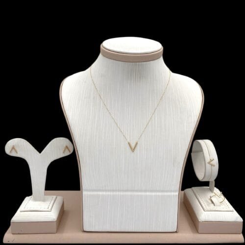 طقم ذهب عيار 18 الوزن 1.98 جرام