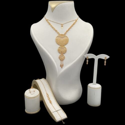 طقم ذهب عيار 21 الوزن 16.78 جرام