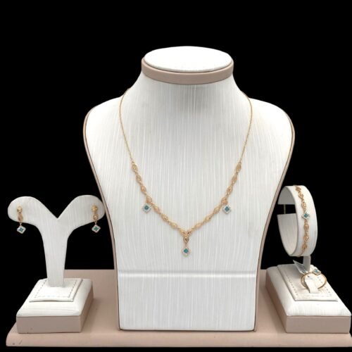 طقم ذهب عيار 21 الوزن 8.32 جرام