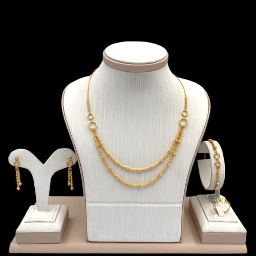 طقم ذهب عيار 21 الوزن 24.54 جرام