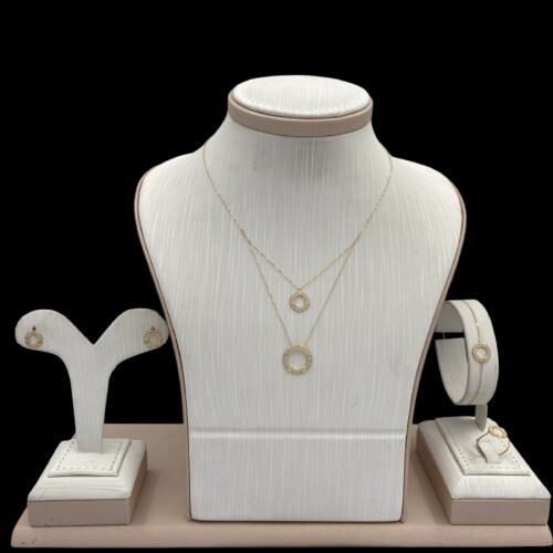 طقم ذهب عيار 18 الوزن 3.48 جرام