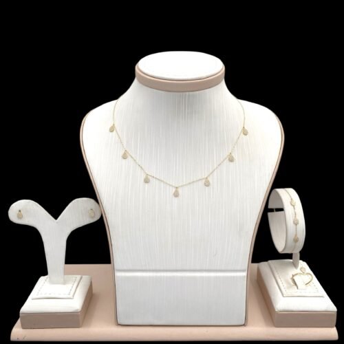 طقم ذهب ناعم ١٨