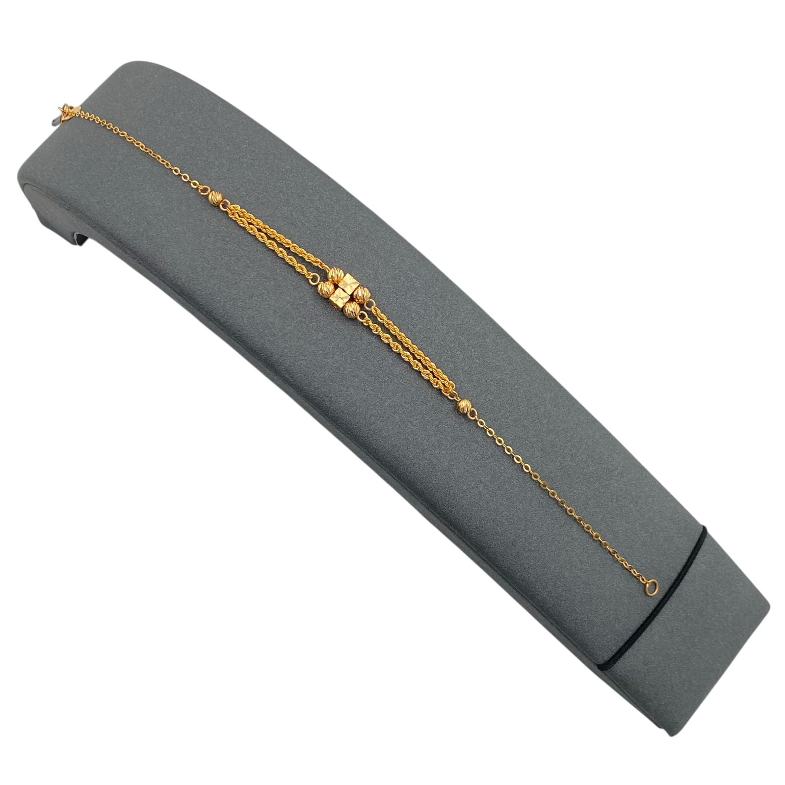 إسوارة ذهب عيار 21 الوزن 1.90 جرام