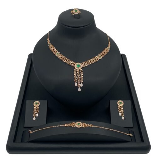 طقم ذهب عيار 21 الوزن 22.46 جرام