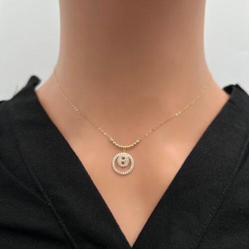 عقد ذهب عيار 18 الوزن 0.92 جرام