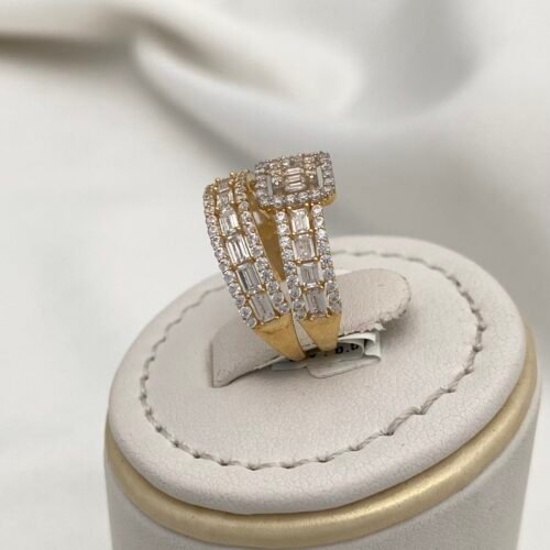 توينز ذهب عيار 18 الوزن 2.57 جرام